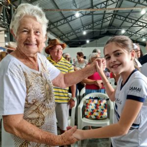 Resgatando Memórias: Alunos realizam evento especial para as pessoas idosas do Centro de Convivência Social